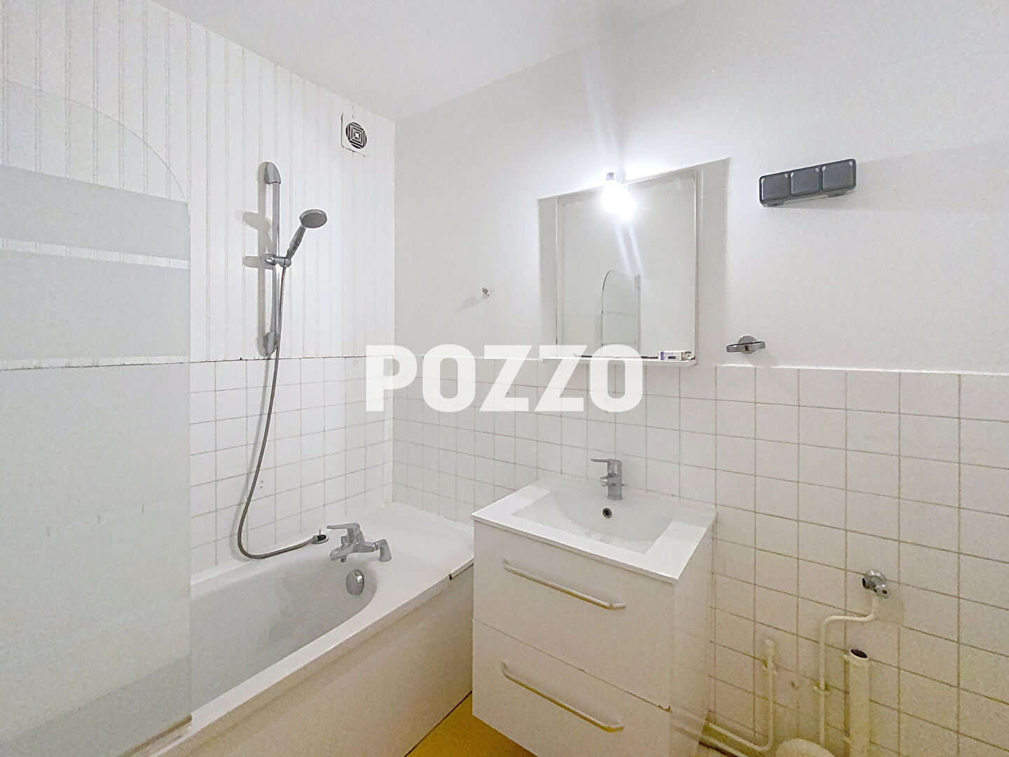 Photo T3 - PARKING - CAVE - CAEN image 4/6