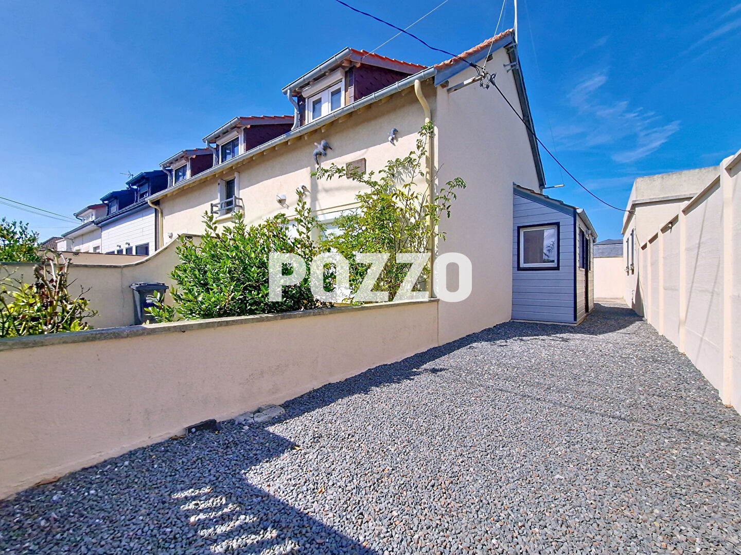 A VENDRE IMMEUBLE BERNIERES-SUR-MER