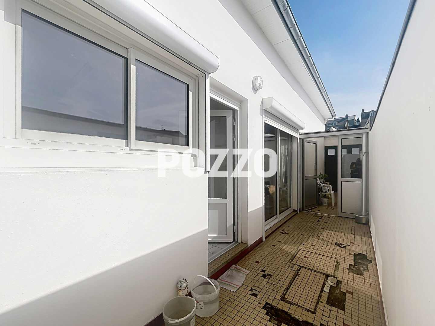 Photo Murs commerciaux ou en Maison Granville 4 pièces, 80 m2 . Terrasse. Grenier image 6/6