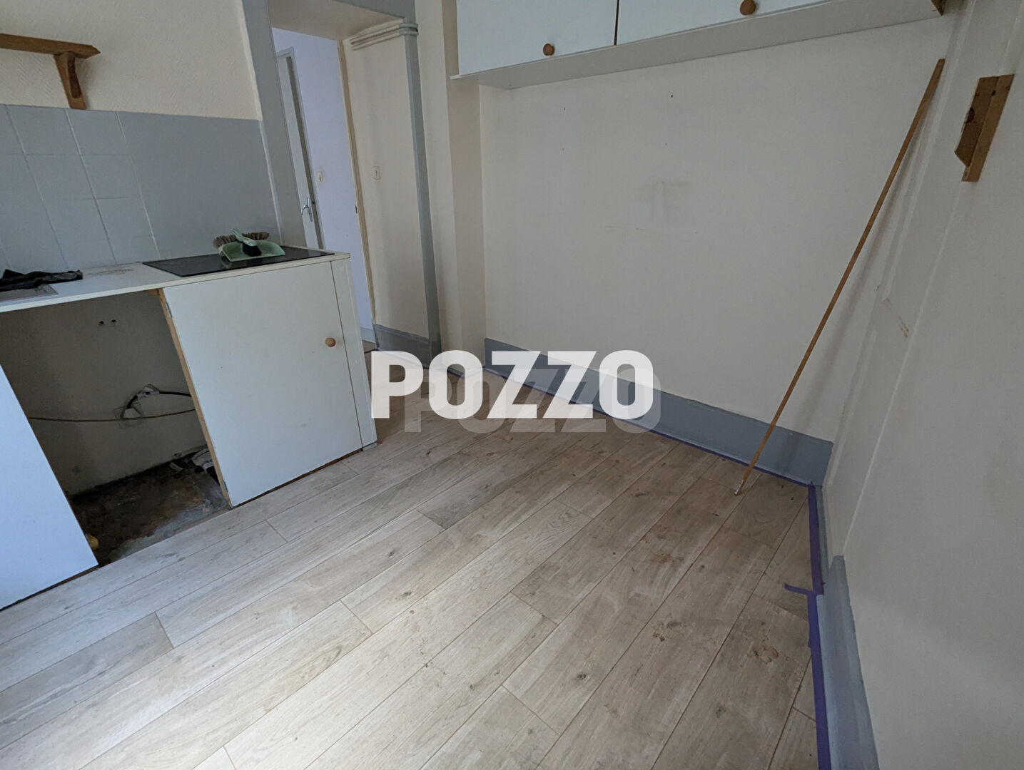 Photo En exclusivité. Immeuble Cherbourg En Cotentin 12 pièce(s) 170 m2 image 2/6