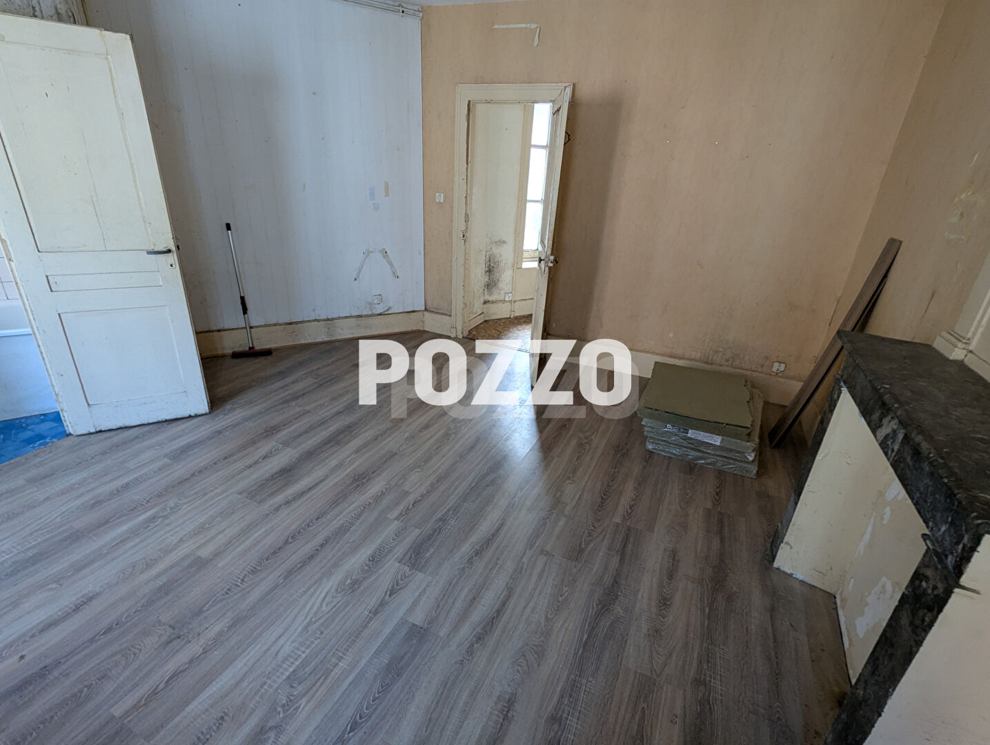 Photo En exclusivité. Immeuble Cherbourg En Cotentin 12 pièce(s) 170 m2 image 4/6