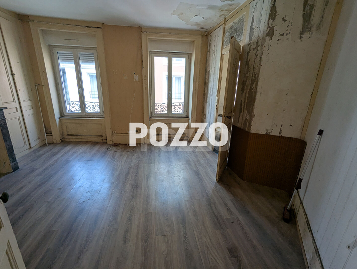 Photo En exclusivité. Immeuble Cherbourg En Cotentin 12 pièce(s) 170 m2 image 5/6