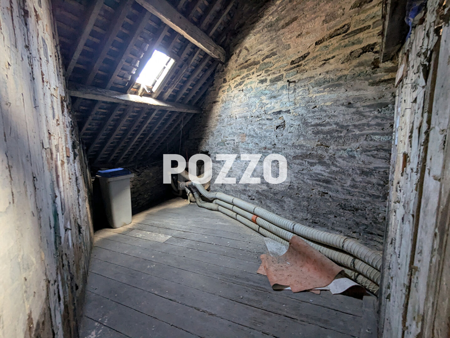 Photo En exclusivité. Immeuble Cherbourg En Cotentin 12 pièce(s) 170 m2 image 6/6