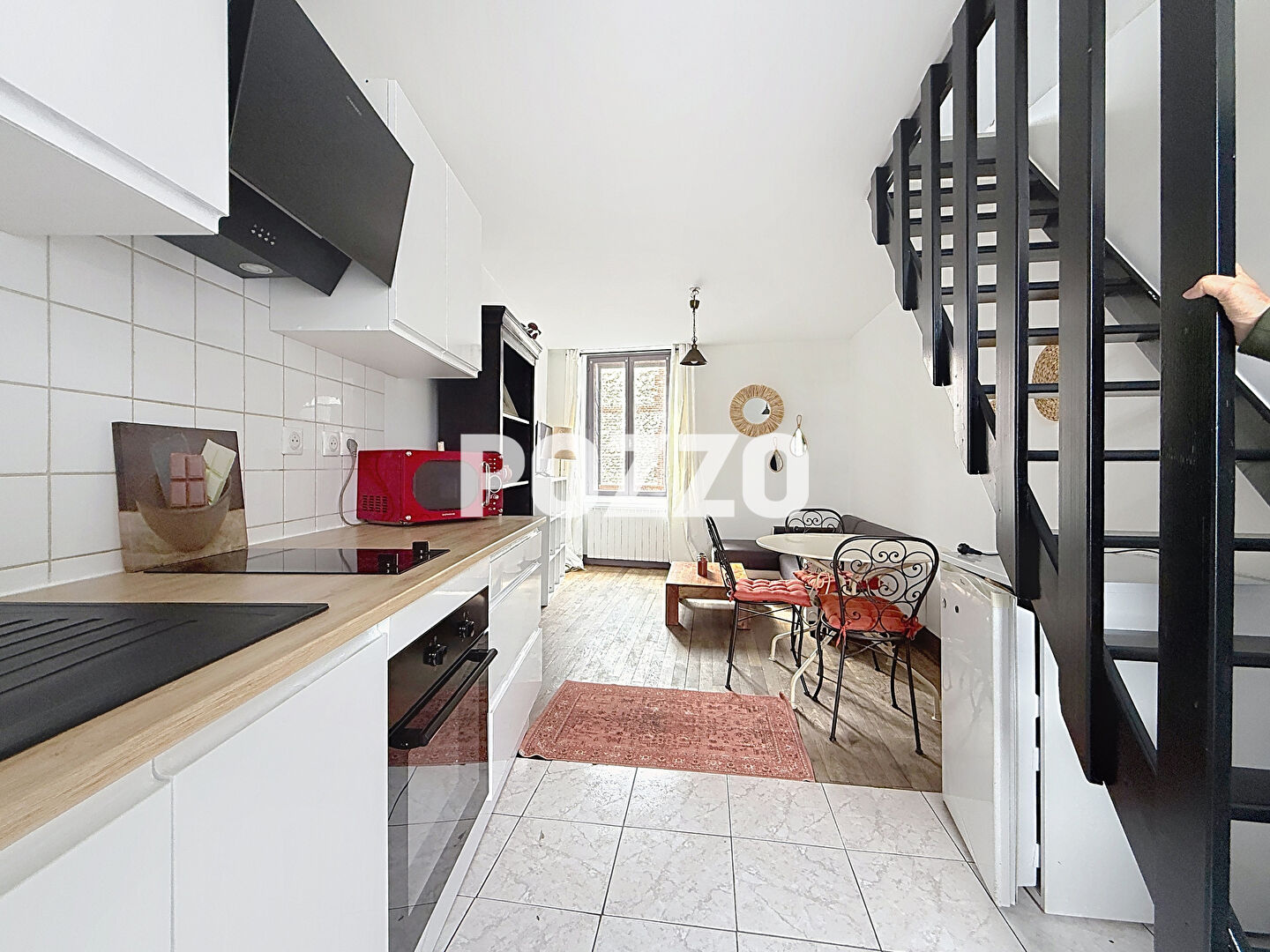 Photo Immeuble mixte avec local commercial + 2 appartements en duplex ? Opportunité rare ! image 3/6
