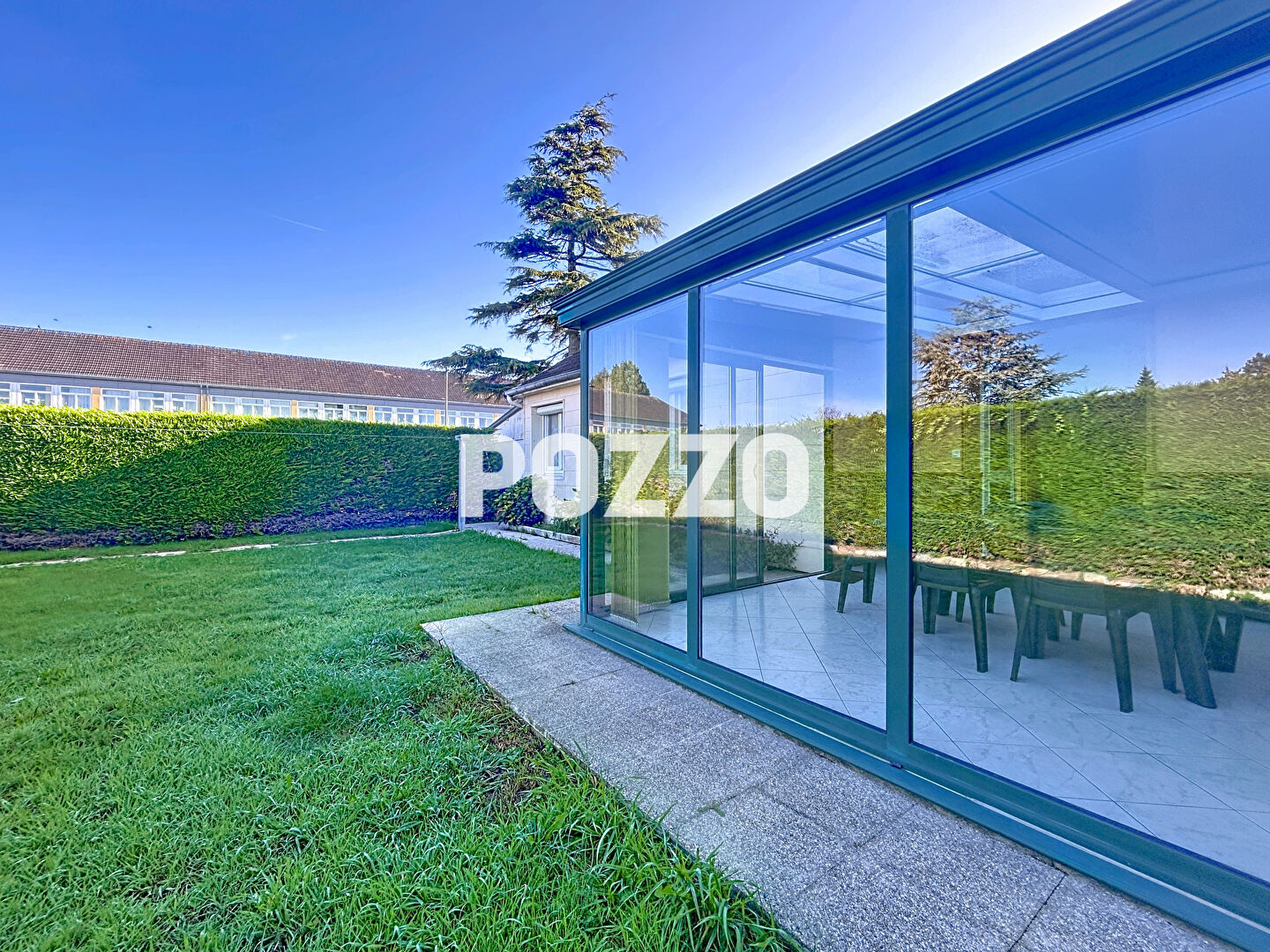 Agence immobilière de 
 Agence Pozzo-immobilier - Pozzo immobilier Barneville 
