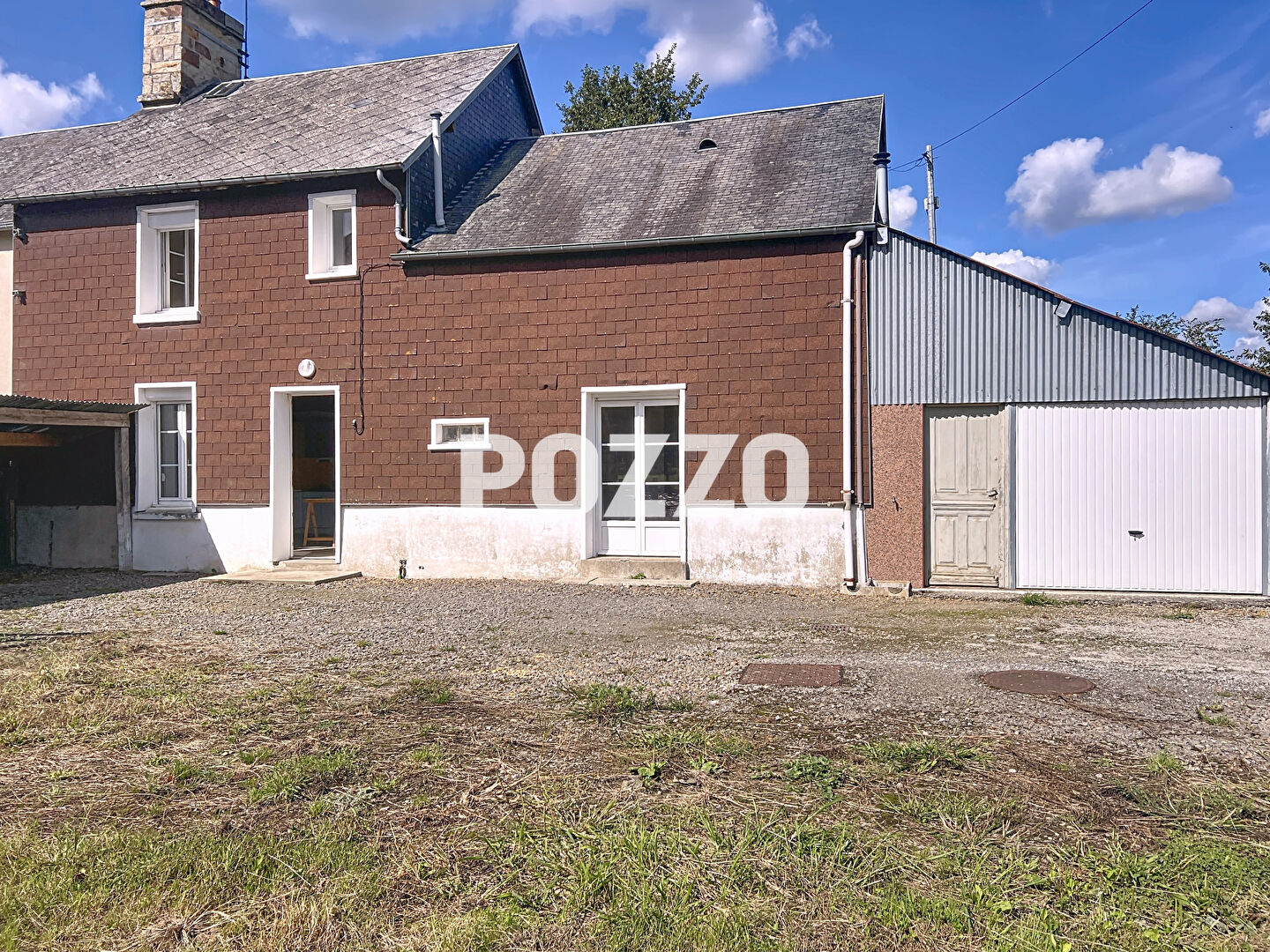 Agence immobilière de 
 Agence Pozzo-immobilier - Pozzo immobilier St Hilaire du Harcouët 
