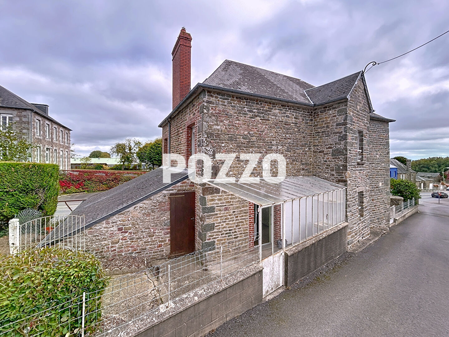 Photo A VENDRE MAISON DE 4 PIECES (100 m2) A SOULEUVRE EN BOCAGE(14) image 4/6
