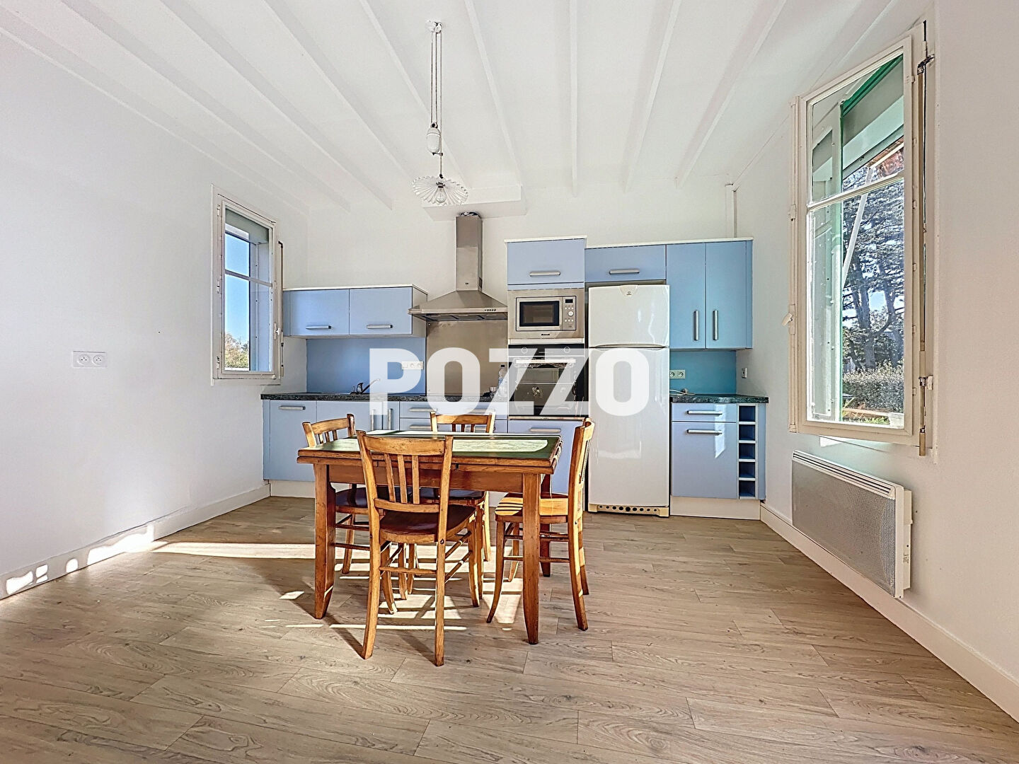 Photo Maison de bord de mer (250 m plage) à Saint Jean Le Thomas 3 pièces, deux chambres de 55 m2 avec jardin image 4/6