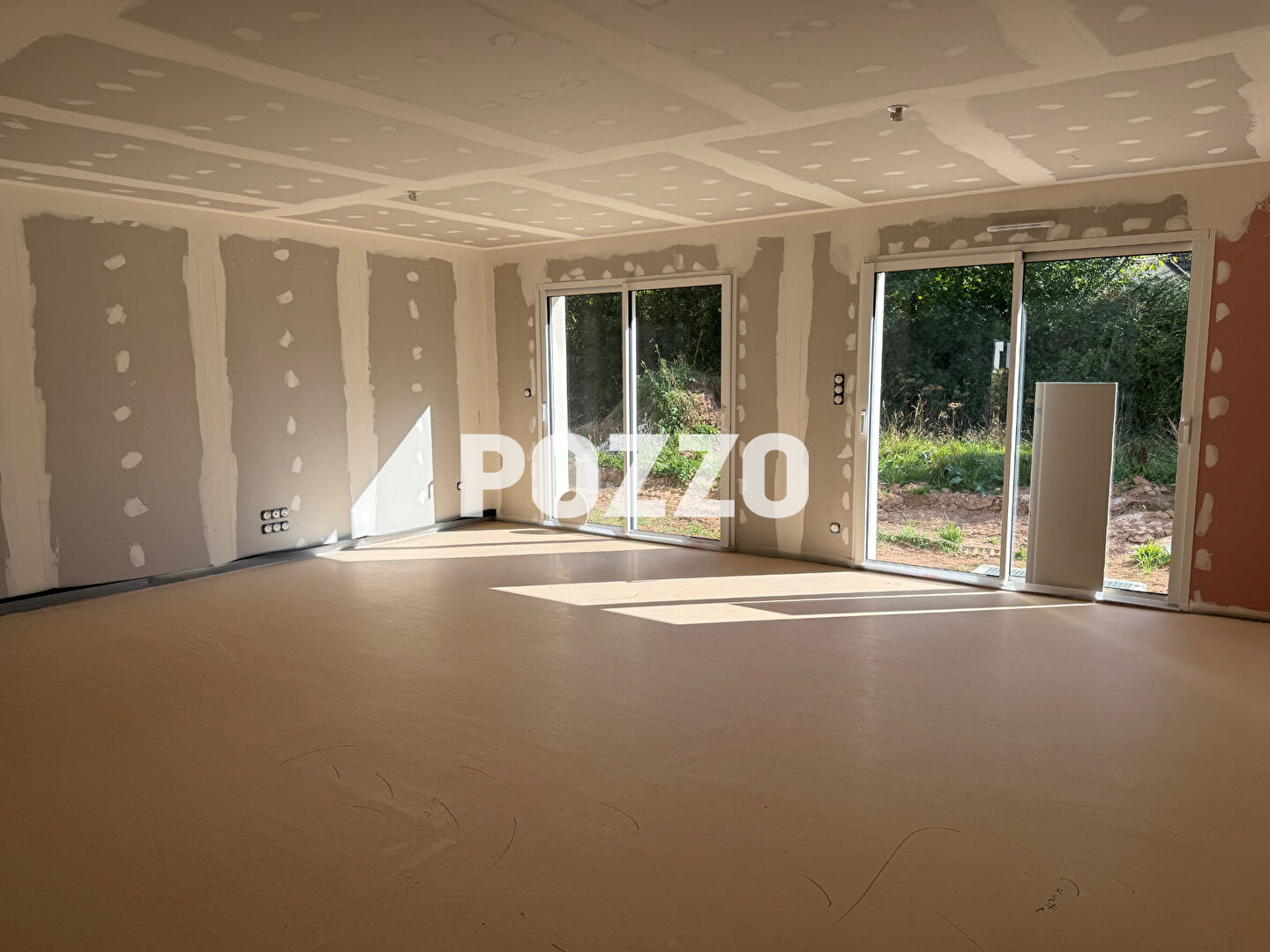 Photo MAISON NEUVE A LOUER EN MEUBLE A L'ANNEE à Saint Jean Des Champs image 2/6