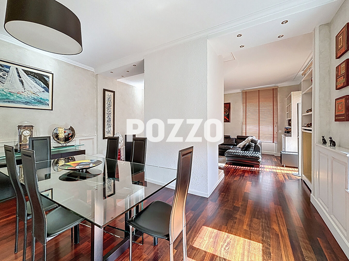 Photo A VENDRE MAISON DE 10 PIECES (225 m2) A VIRE-NORMANDIE (14) image 4/6