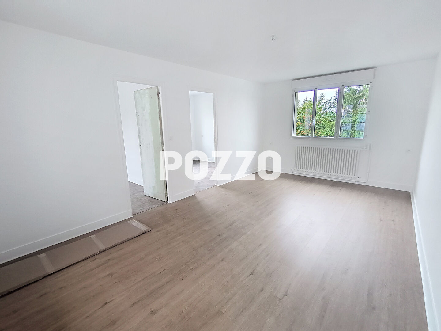 Photo MAISON A LOUER - CENTRE-VILLE VIRE NORMANDIE image 1/6