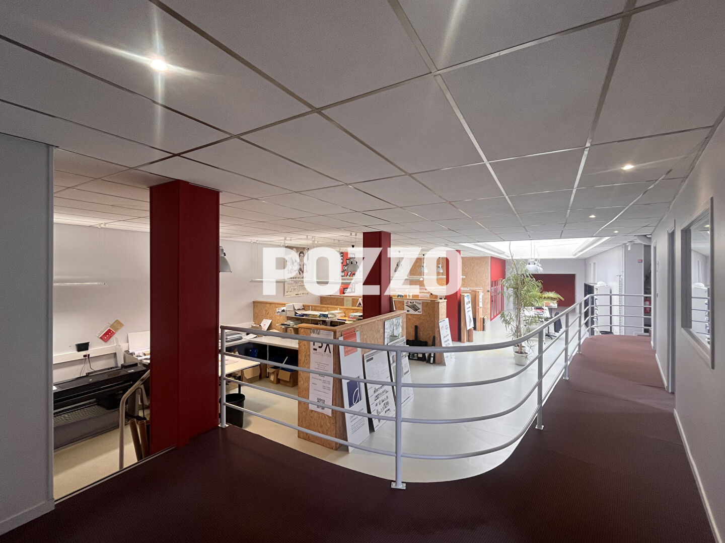 Photo Murs bureaux à vendre  en centre-ville de Coutances image 2/6