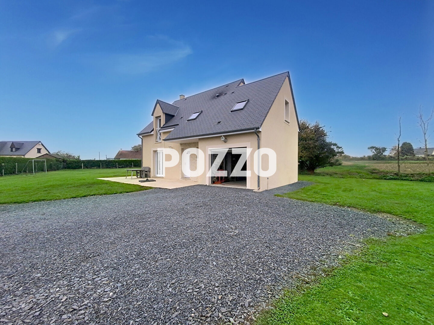 A VENDRE - PAVILLON DE 2006 A SAINT-JEAN-D'ELLE