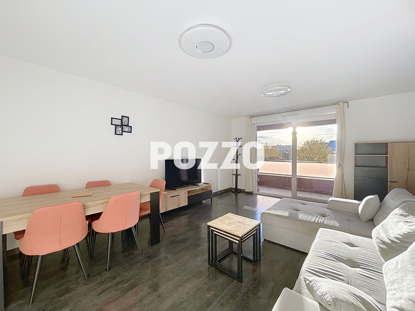 APPARTEMENT MEUBLÉ - T3 - 66 M² - TERRASSE - GARAGE