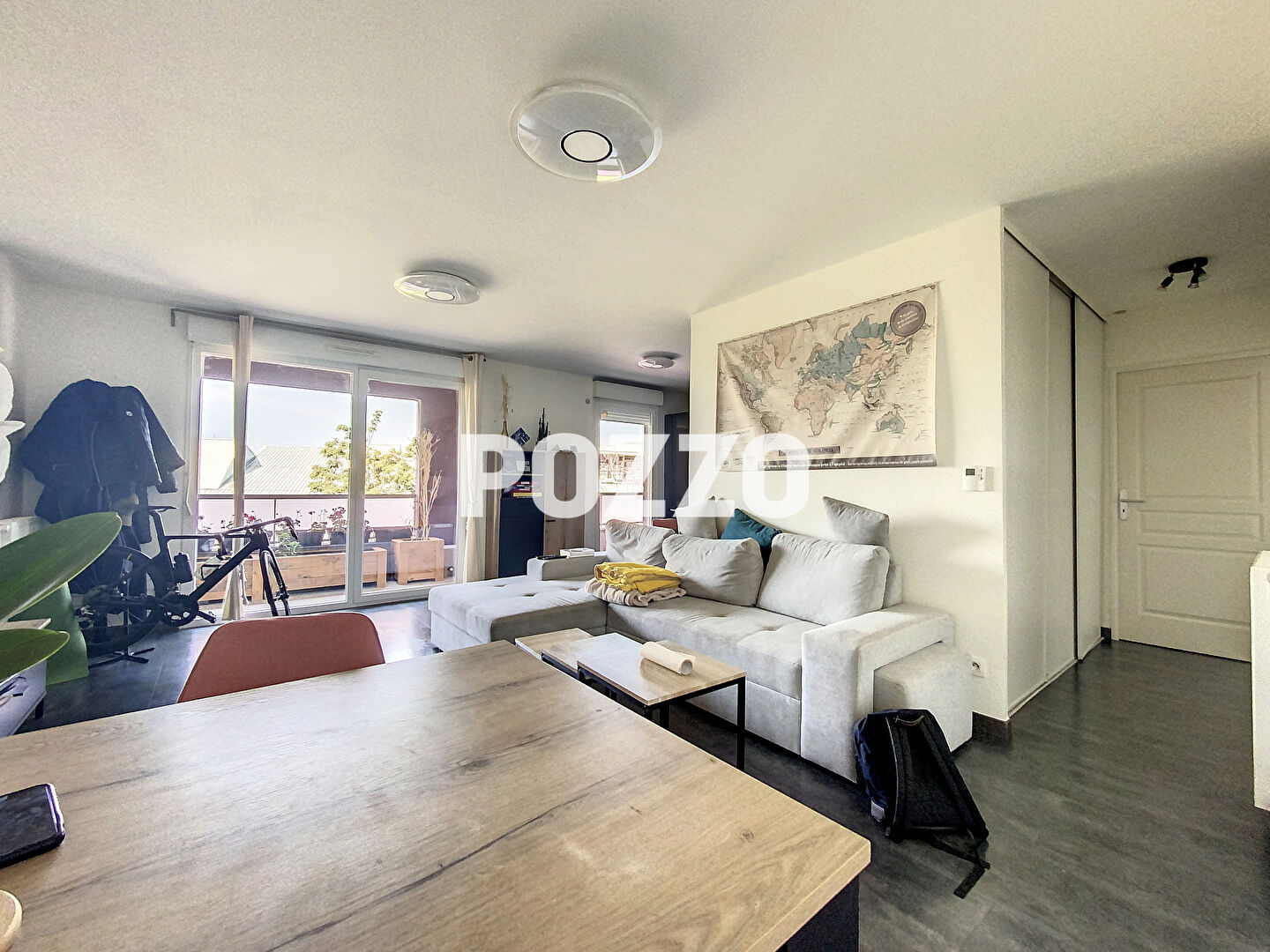 Photo LOCATION : appartement meublé F3 (66 m²) à HEROUVILLE SAINT CLAIR image 2/6