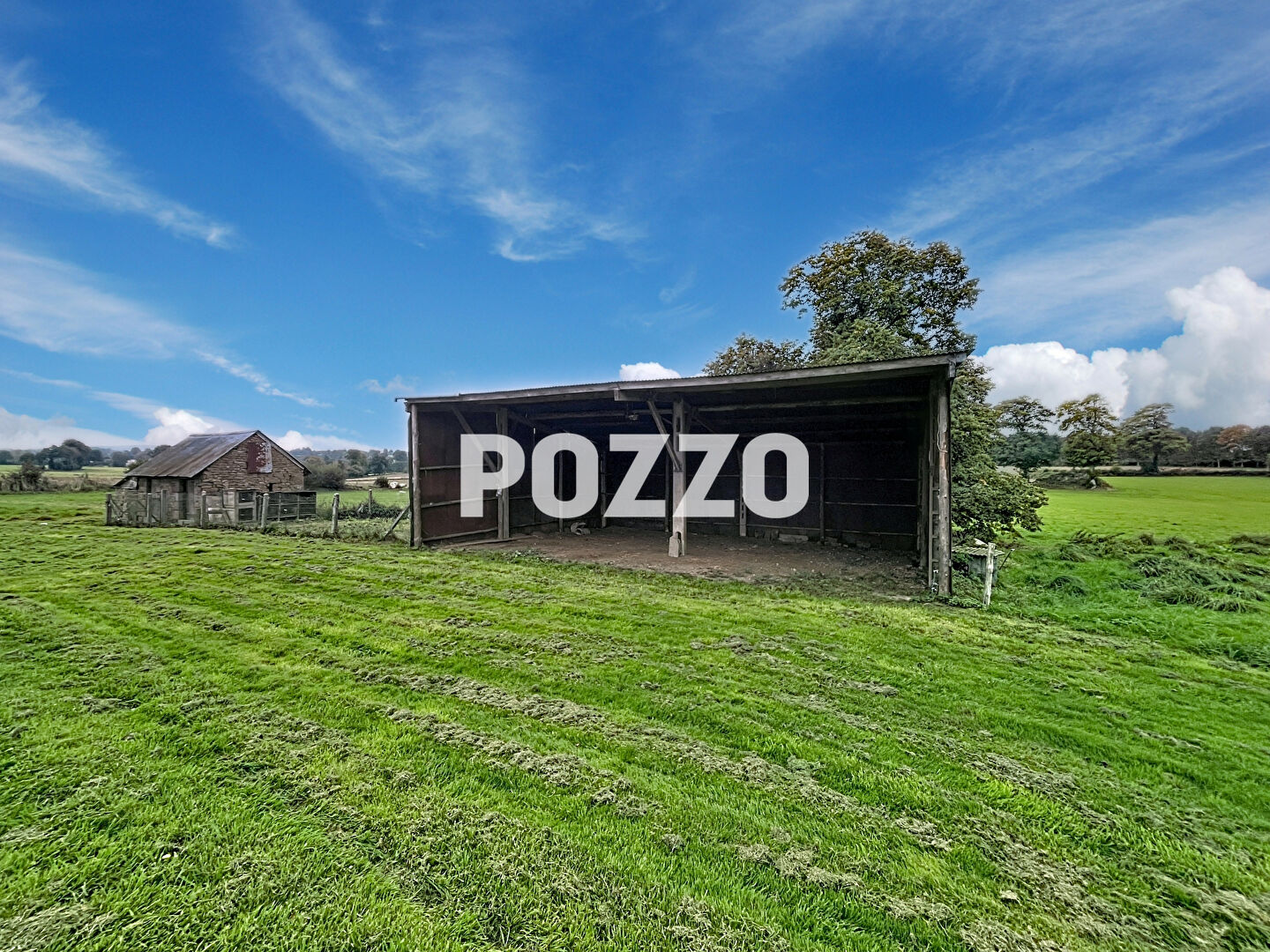 Photo A VENDRE, ENSEMBLE IMMOBILIER à VIRE NORMANDIE (14) image 4/6