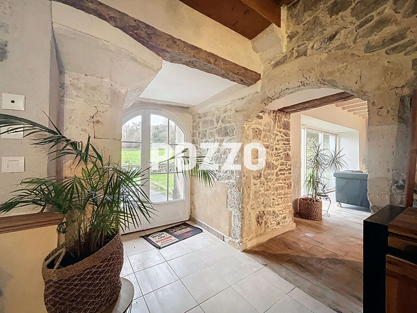 Agence immobilière de 
 Agence Pozzo-immobilier - Pozzo immobilier Barneville 
