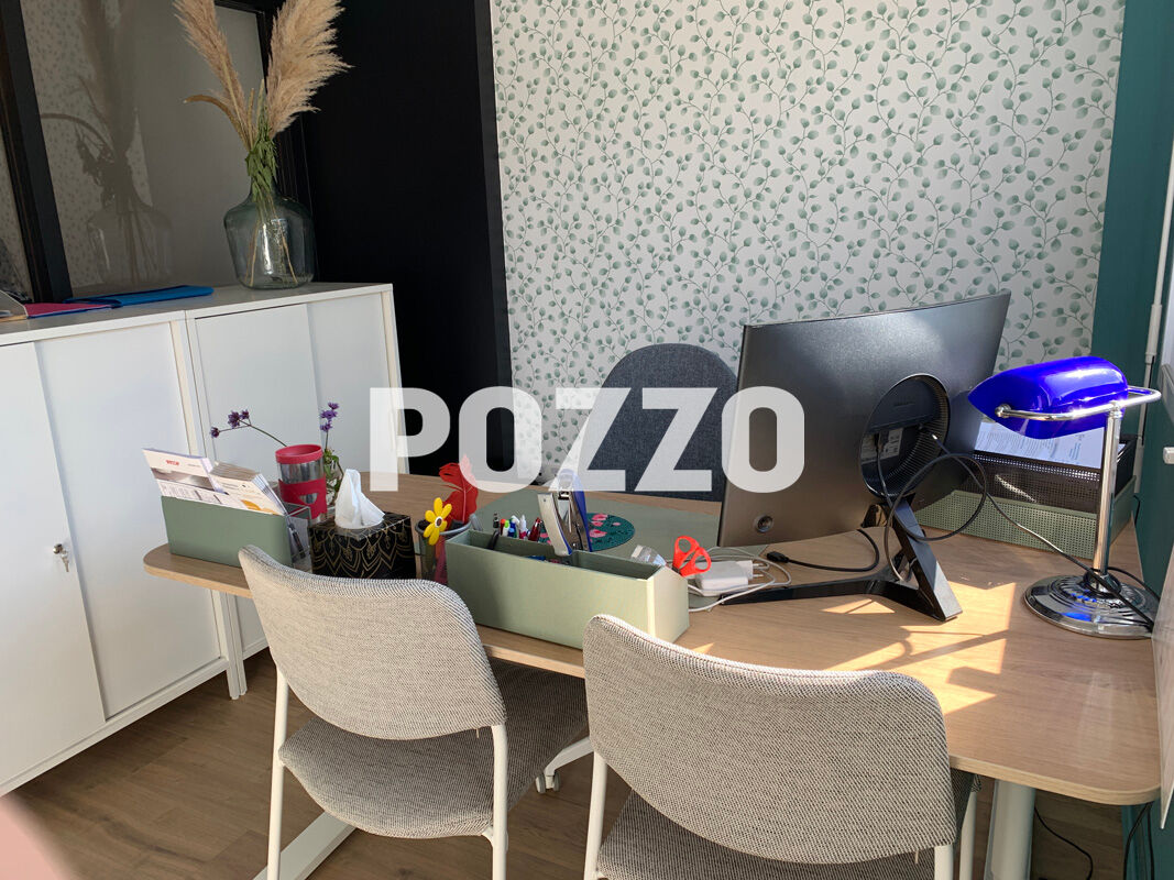 Photo Location - Bureau professionnel - 10 m² - Donville Les Bains image 2/6