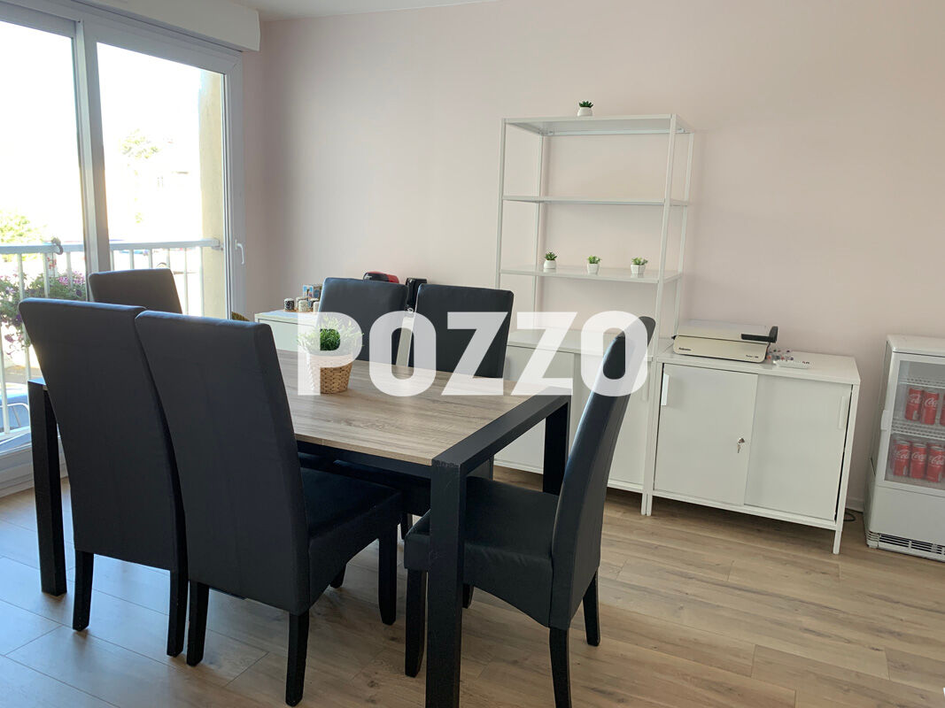Photo Location - Bureau professionnel - 10 m² - Donville Les Bains image 4/6