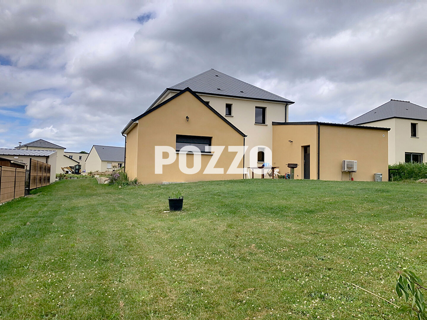 Photo Pavillon Saint Amand Villages 4 pièce(s) 136.52 m2 image 1/6