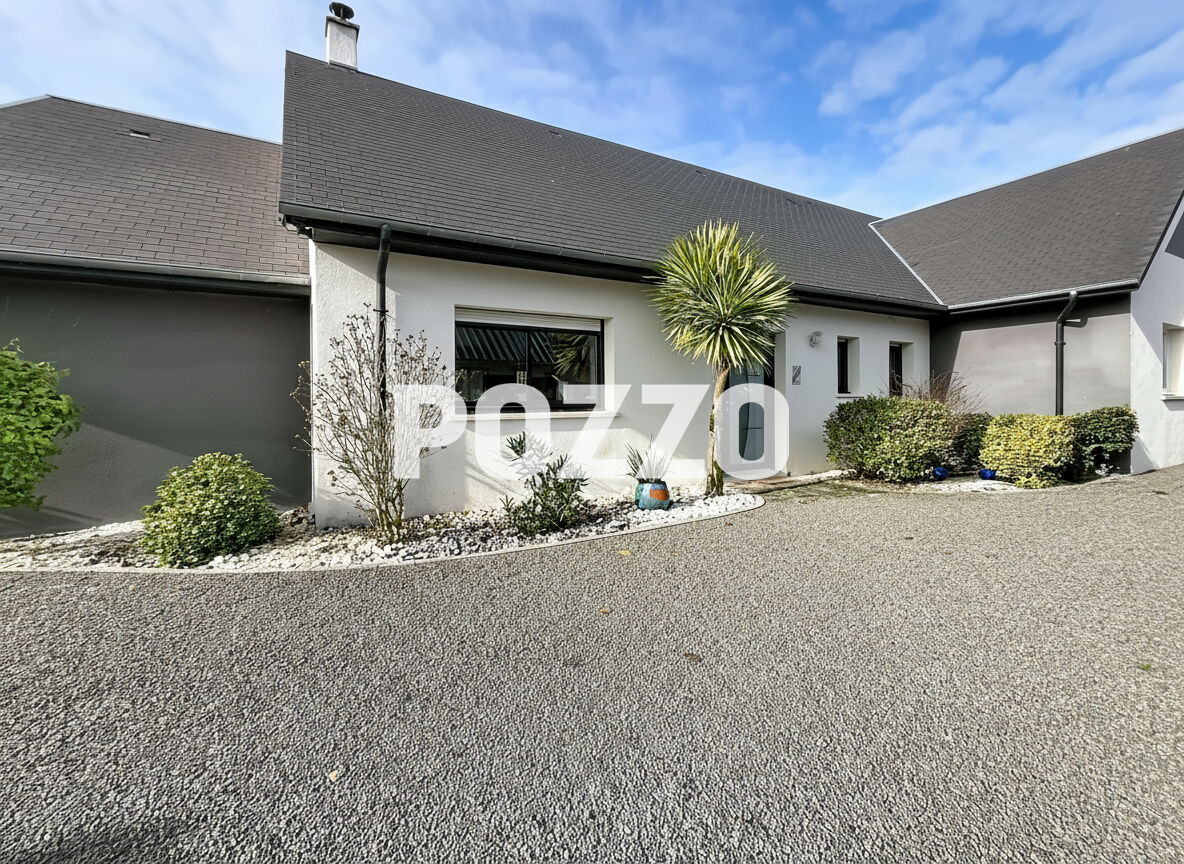 Agence immobilière de 
 Agence Pozzo-immobilier - Pozzo immobilier St Hilaire du Harcouët 
