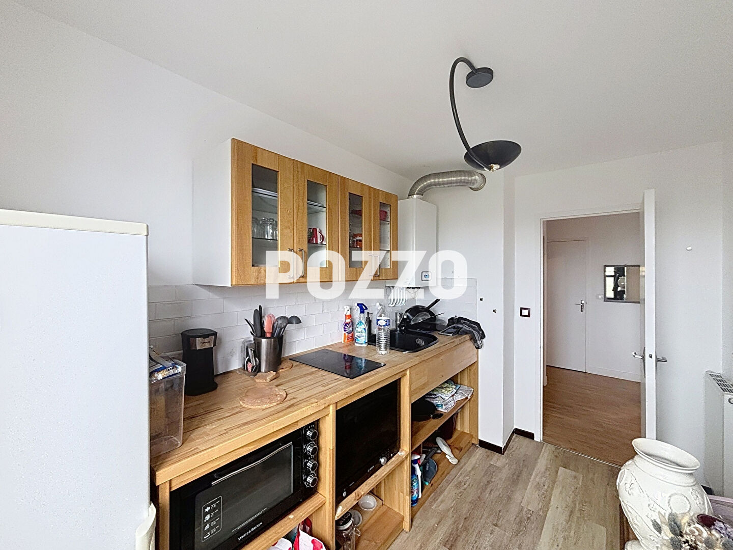 Photo APPARTEMENT T2 MEUBLE - PROCHE DU PORT A CAEN image 2/6