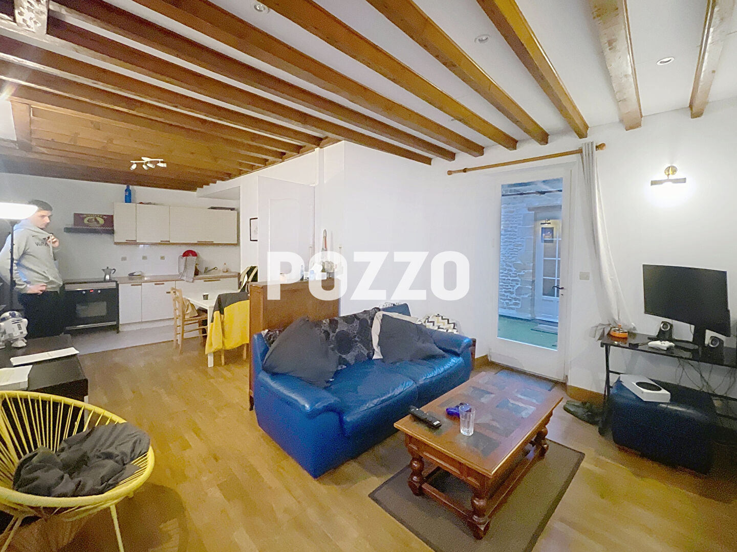 Photo Immeuble - Appartement (96m2) + Local commercial (60m2) - image 2/6