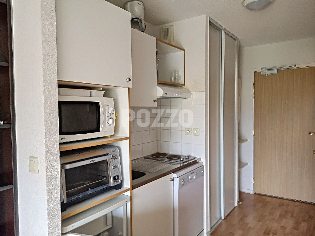 Photo VIRE NORMANDIE : appartement meublé T1 (22 m²) à louer image 3/3