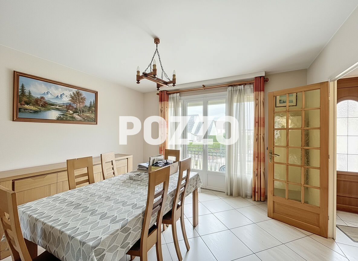 Photo A VENDRE - Charmante maison 100m² au coeur de Saint Hilaire Du Harcouet image 5/6