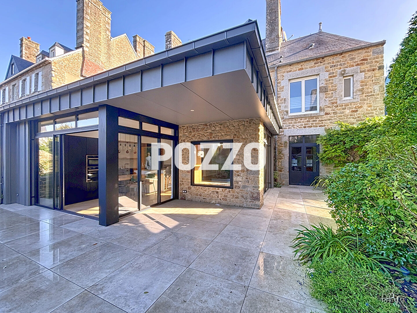 Photo A Vendre - Avranches - Maison 9 pièce(s) 255.84 m² image 1/6