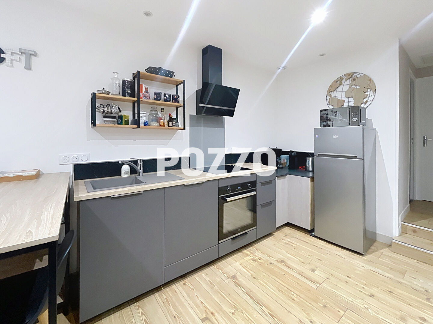 Photo Location - Appartement  meublé T2 - Granville - 45 m² image 1/6