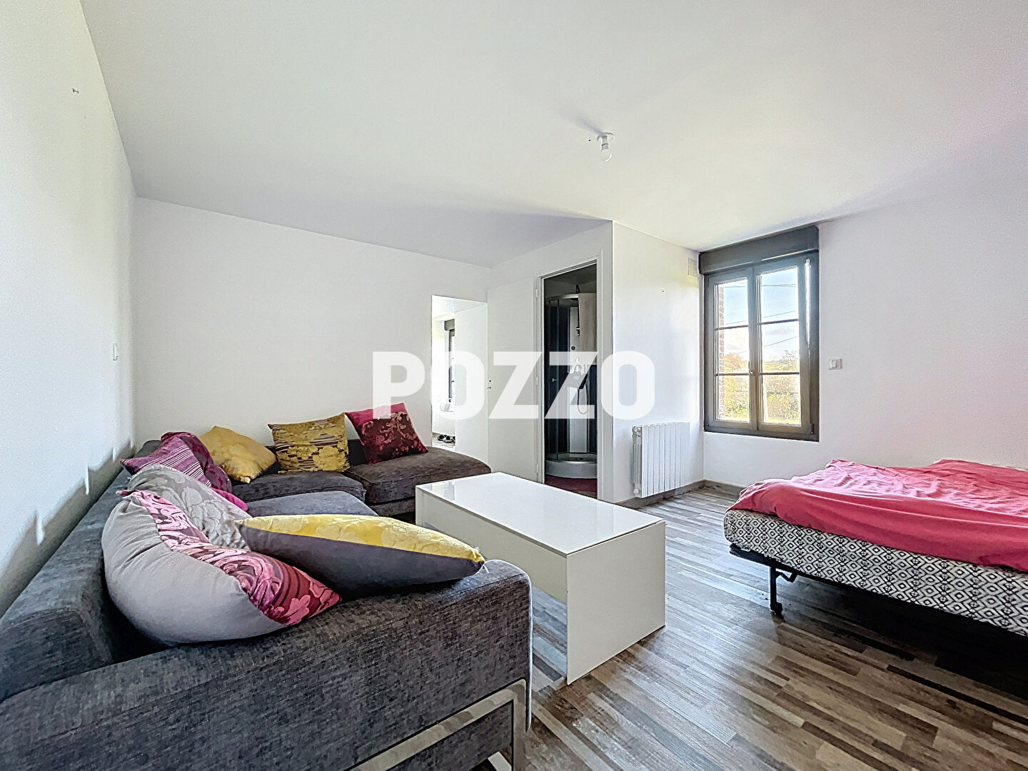 Photo A VENDRE. MAISON SANS TRVAUX. JARDIN 2000M². POTENTIEL 2 CHB. image 6/6