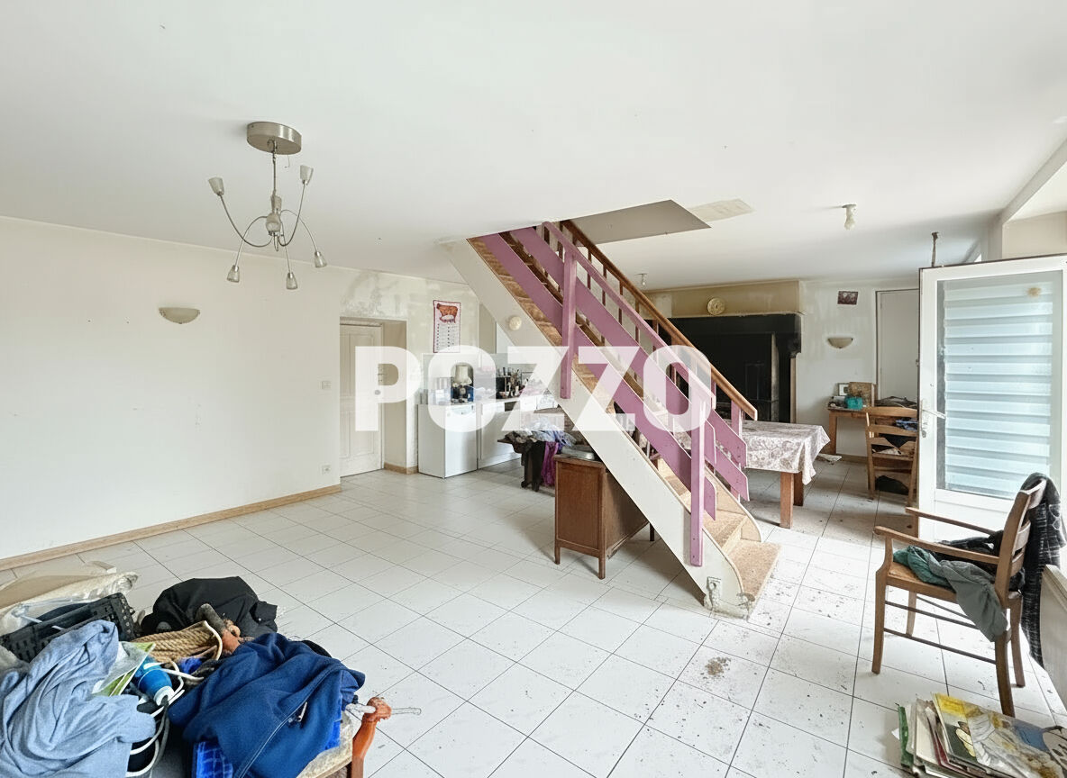 Photo Maison de 120 m² à rénover en pleine campagne de VER, secteur calme et agréable image 3/6