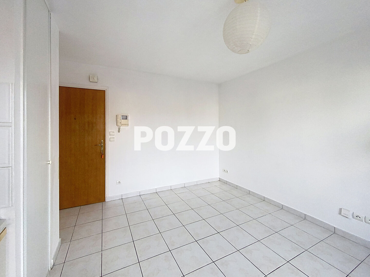 Photo A LOUER APPARTEMENT CAEN (14) STUDIO image 4/4