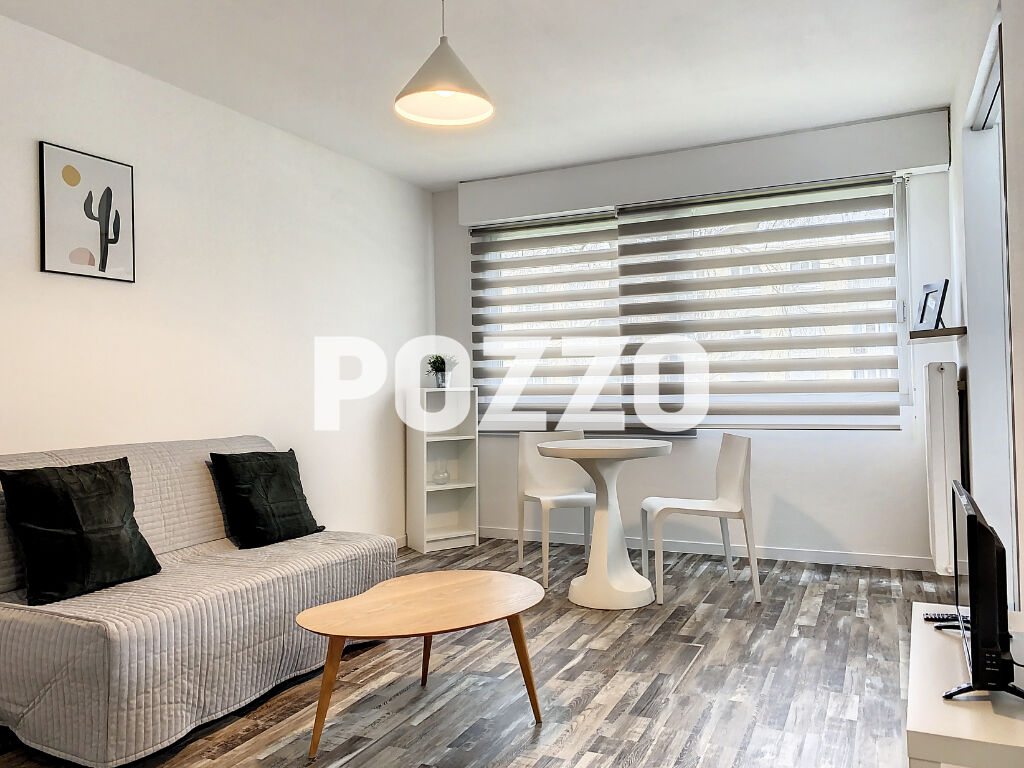LOCATION d'un appartement meublé T1 (34 m²) à CAEN