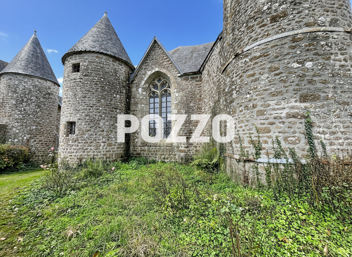 Photo Manoir de charme 510m² à réinventer, à deux pas du Mont-Saint-Michel image 3/6