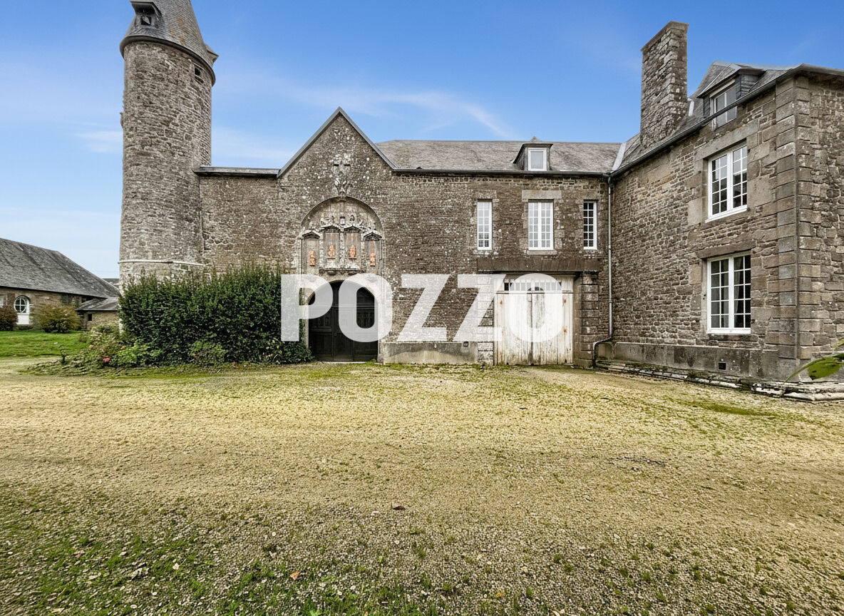 Photo Manoir de charme 510m² à réinventer, à deux pas du Mont-Saint-Michel image 4/6