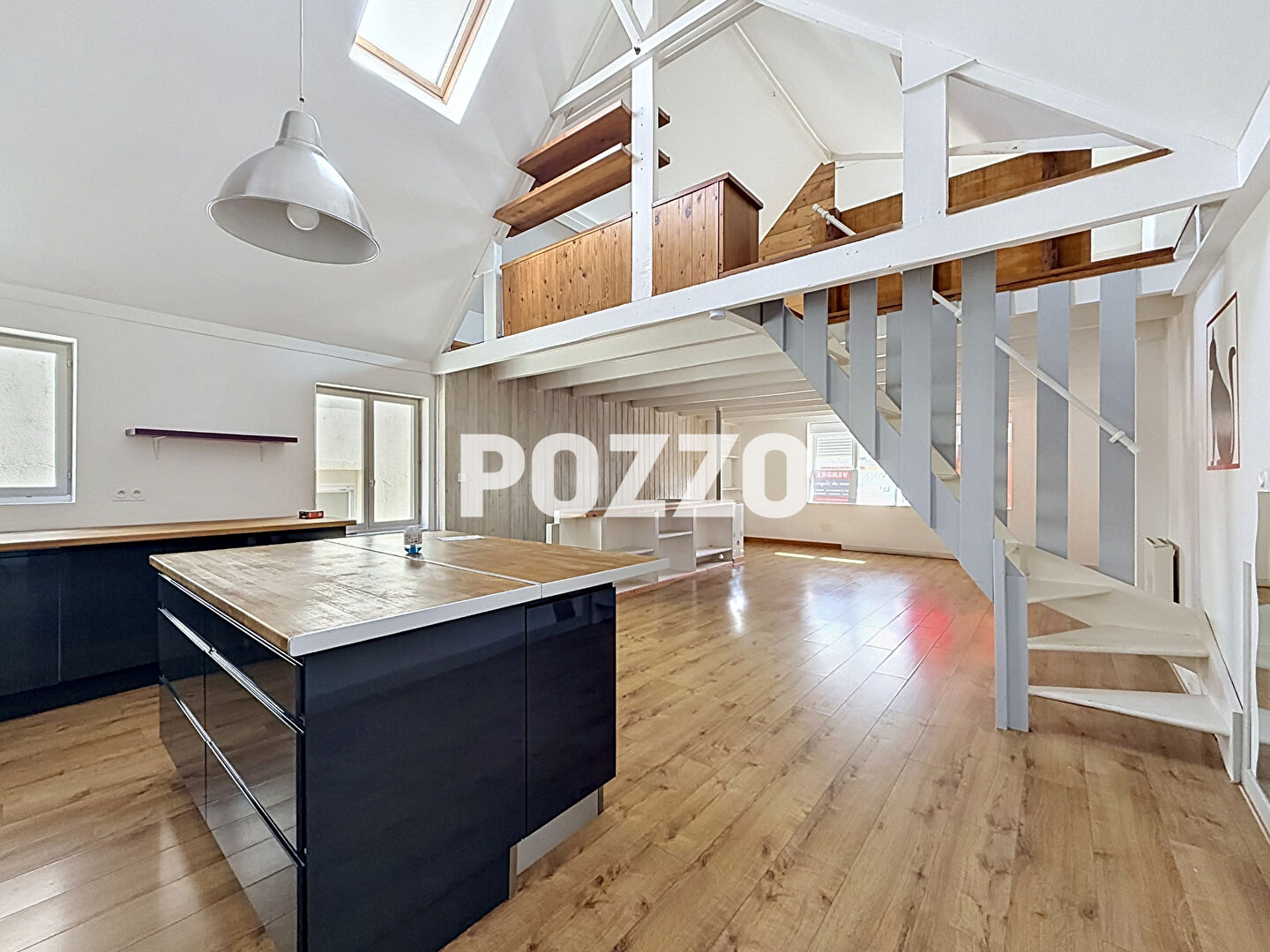 Agence immobilière de 
 Agence Pozzo-immobilier - Pozzo immobilier Barneville 
