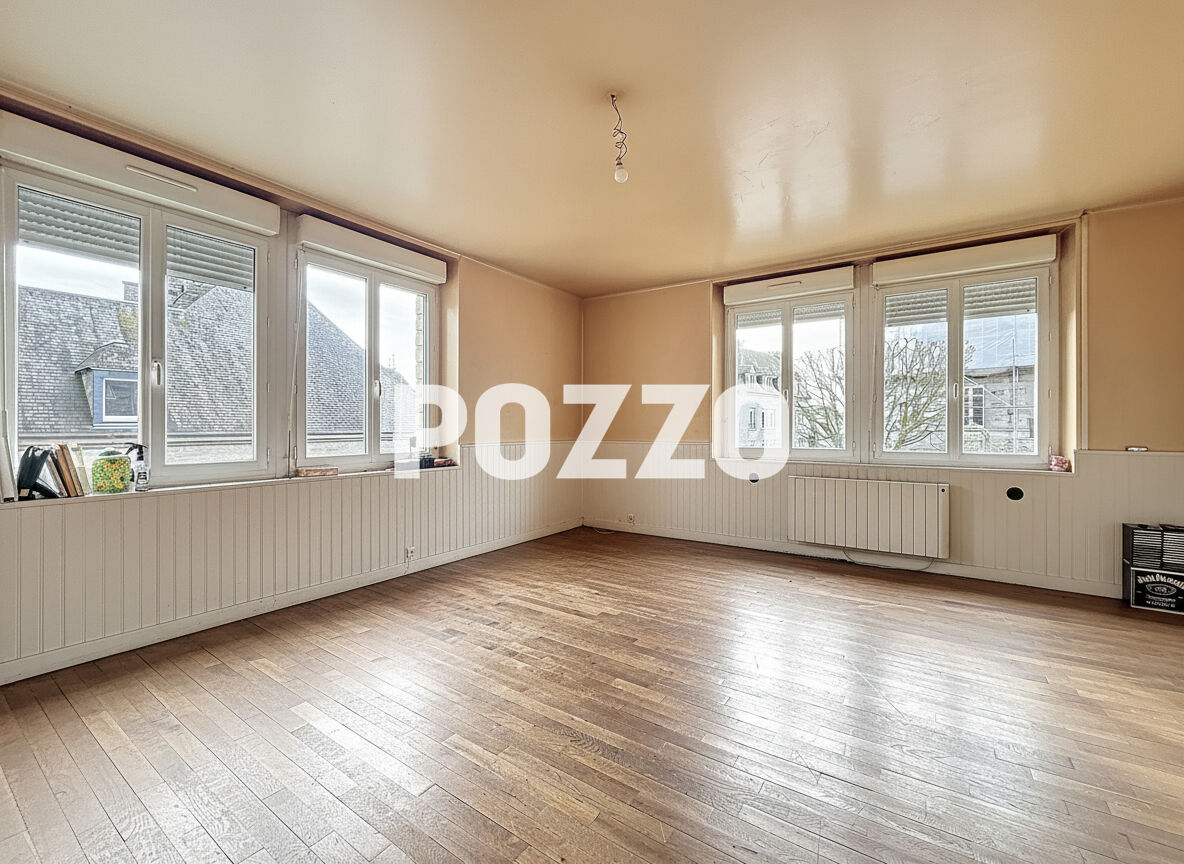 Agence immobilière de 
 Agence Pozzo-immobilier - Pozzo immobilier St Hilaire du Harcouët 
