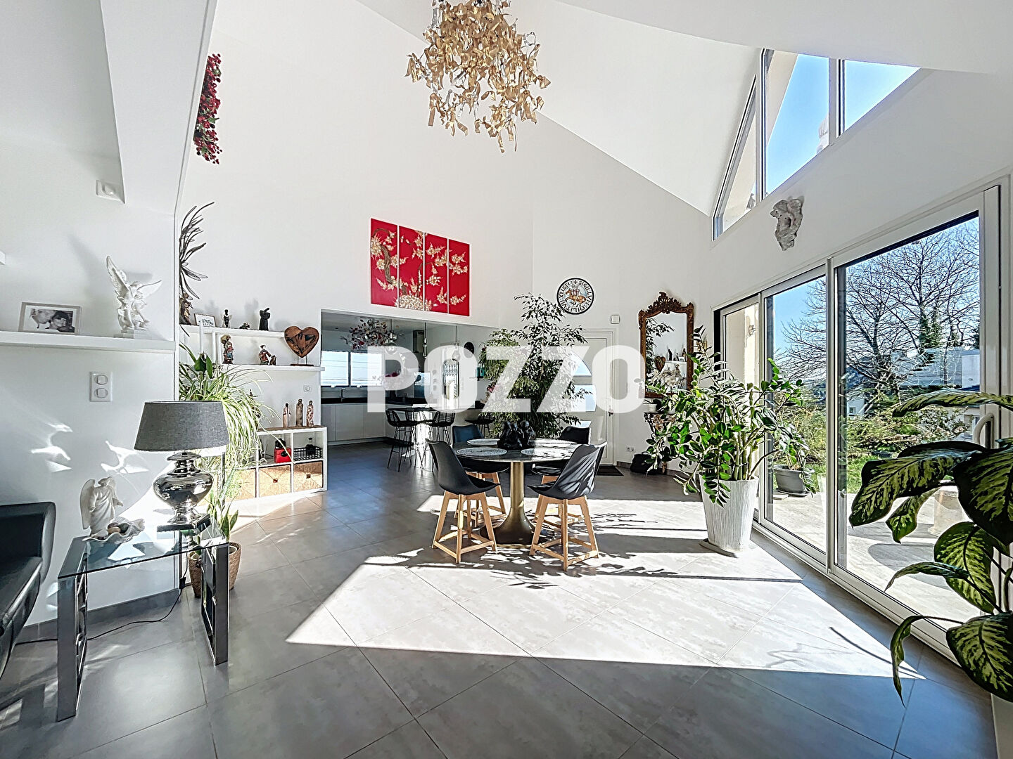 Agence immobilière de 
 Agence Pozzo-immobilier - Pozzo immobilier St Hilaire du Harcouët 
