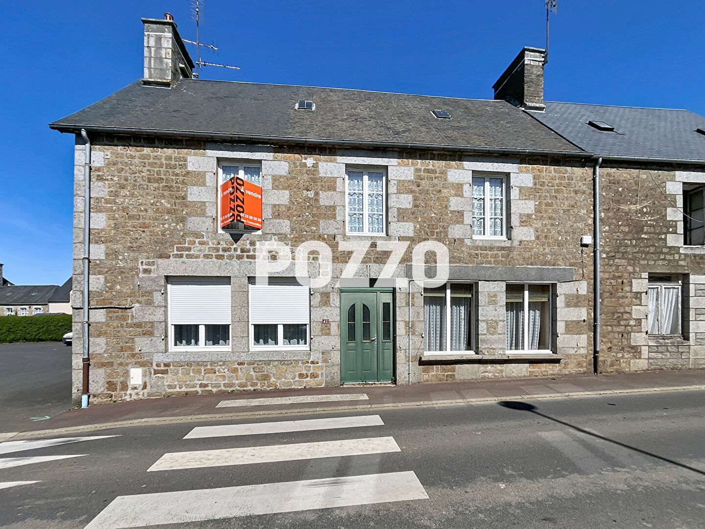 Agence immobilière de 
 Agence Pozzo-immobilier - Pozzo immobilier St Hilaire du Harcouët 
