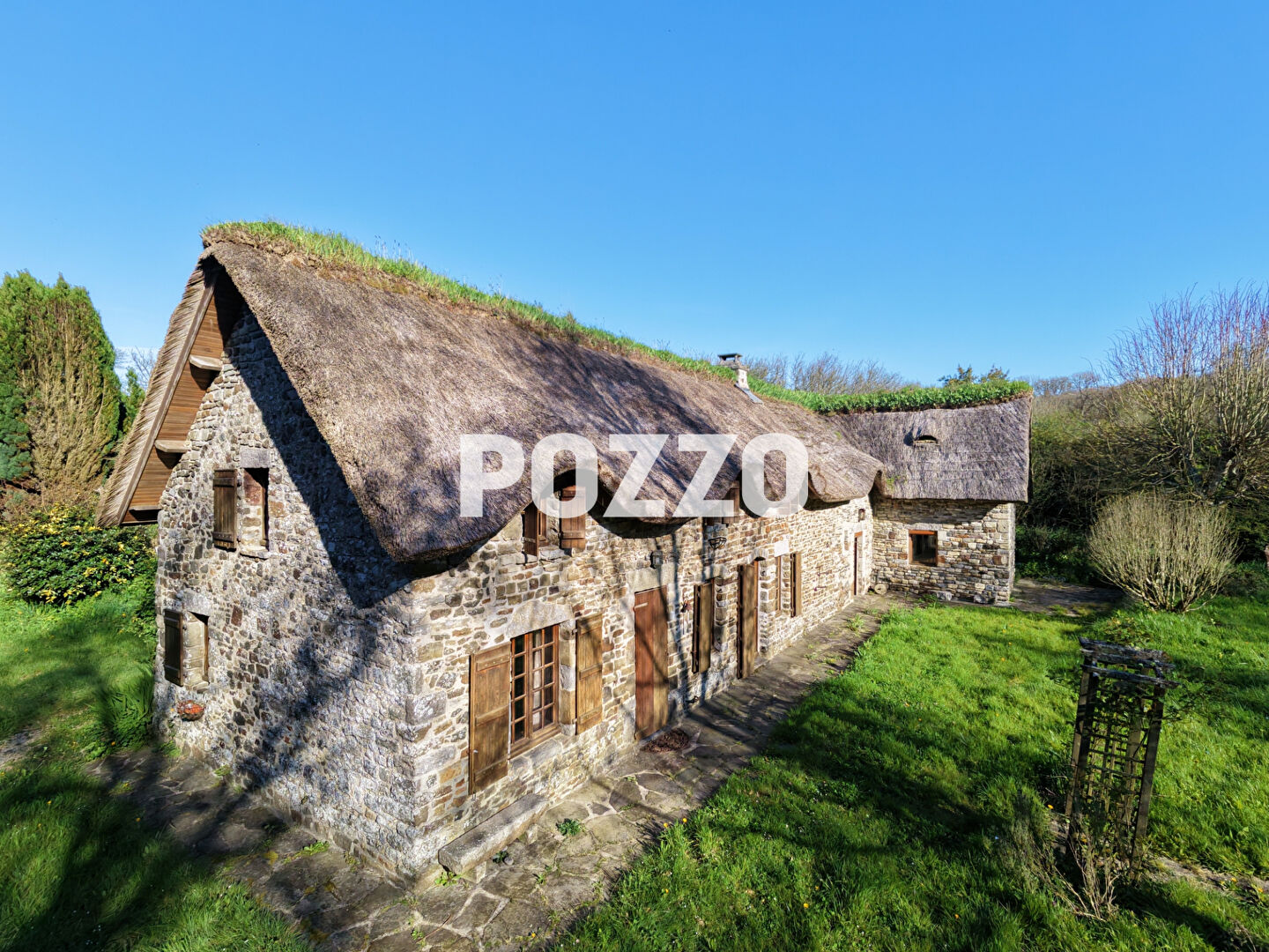 Agence immobilière de 
 Agence Pozzo-immobilier - Pozzo immobilier Barneville 

