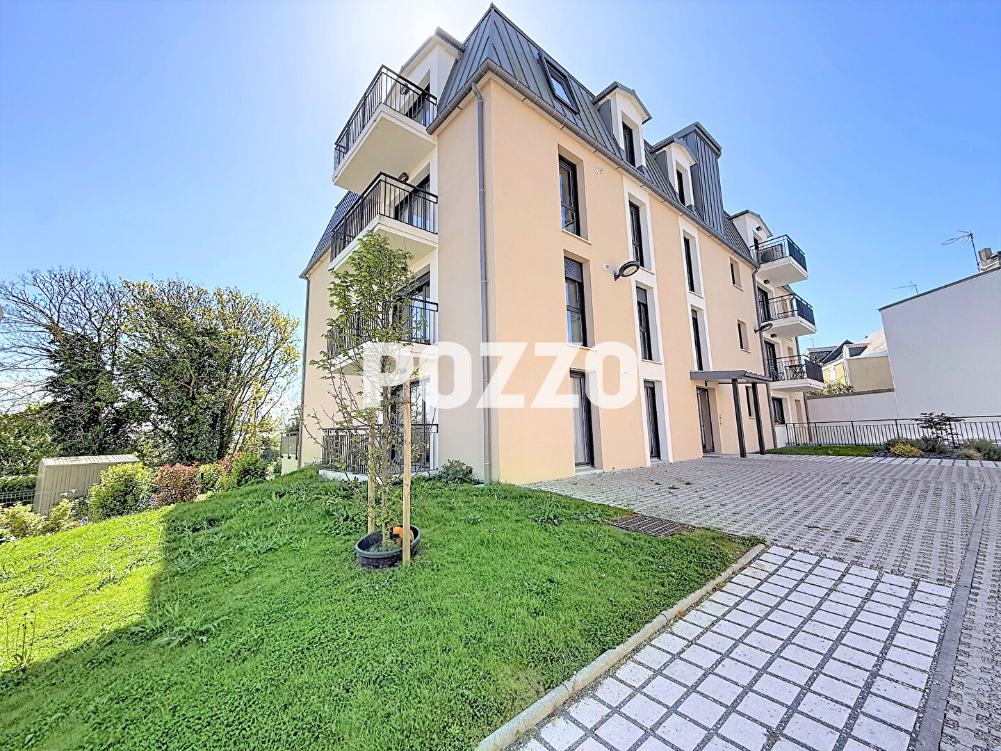 Agence immobilière de Agence Pozzo-immobilier - Pozzo immobilier Donville Les Bains