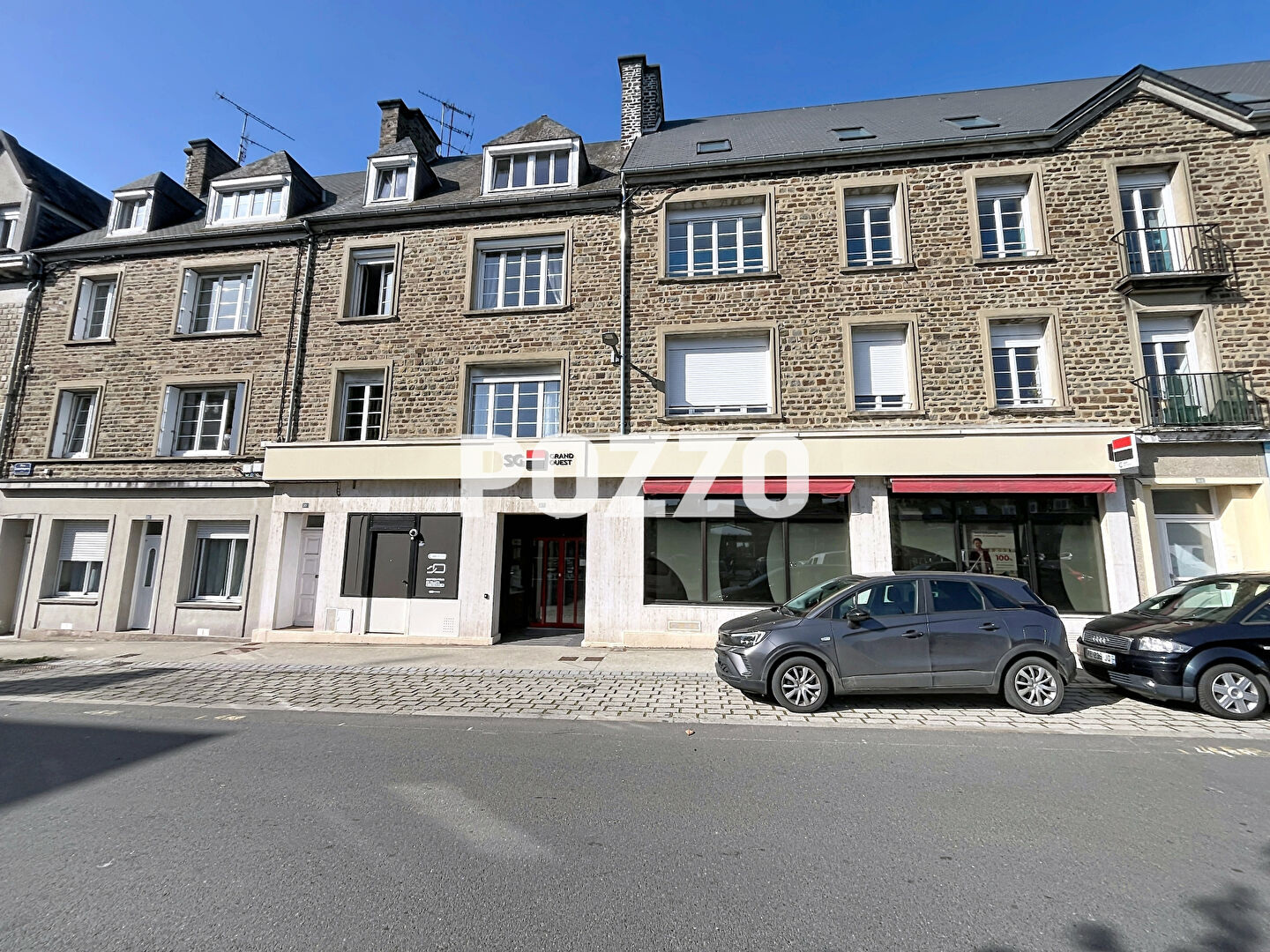Agence immobilière de 
 Agence Pozzo-immobilier - Pozzo immobilier St Hilaire du Harcouët 
