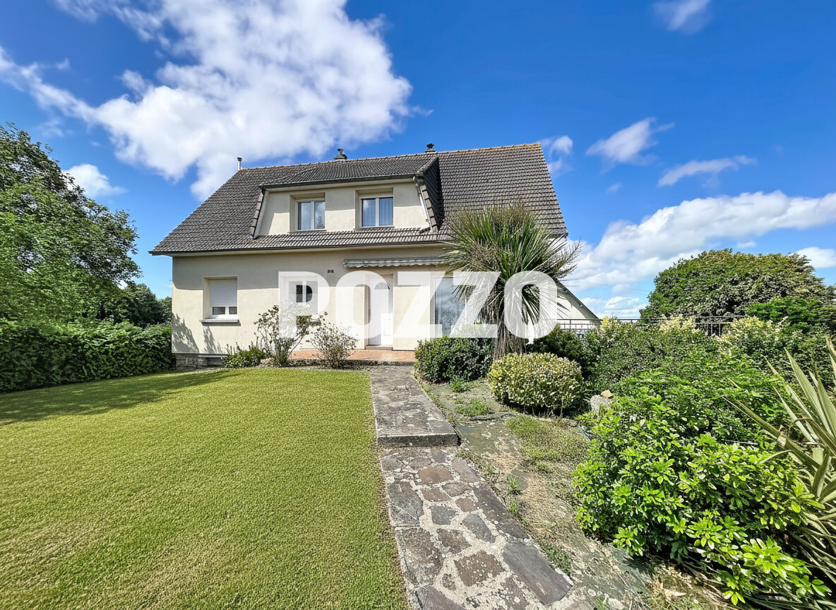 Agence immobilière de 
 Agence Pozzo-immobilier - Pozzo immobilier St Hilaire du Harcouët 
