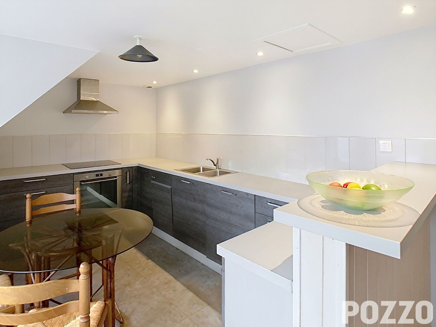 Agence immobilière de 
 Agence Pozzo-immobilier - Pozzo immobilier St Hilaire du Harcouët 
