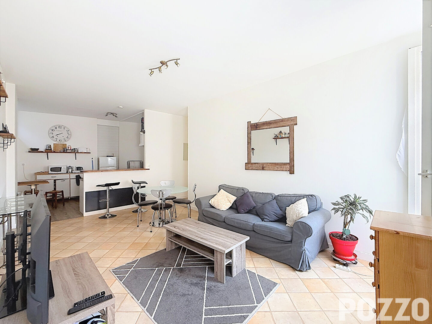 Agence immobilière de Agence Pozzo-immobilier - Pozzo immobilier Donville Les Bains