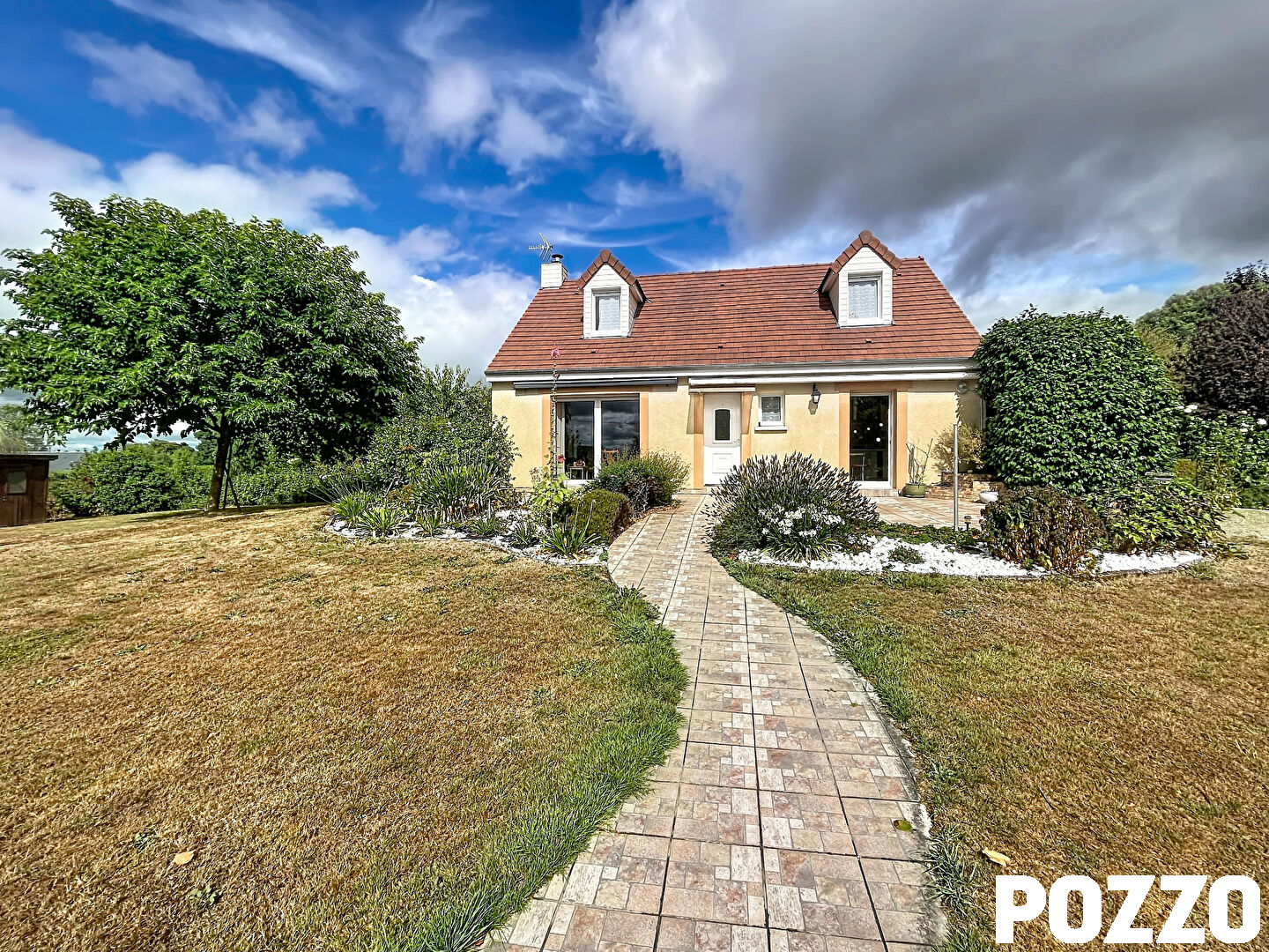 Maison - 5 pièces - 3 chambres - sous-sol - 110m² - jardin 2727 m² - Saint Georges Montcoq - Saint Lo