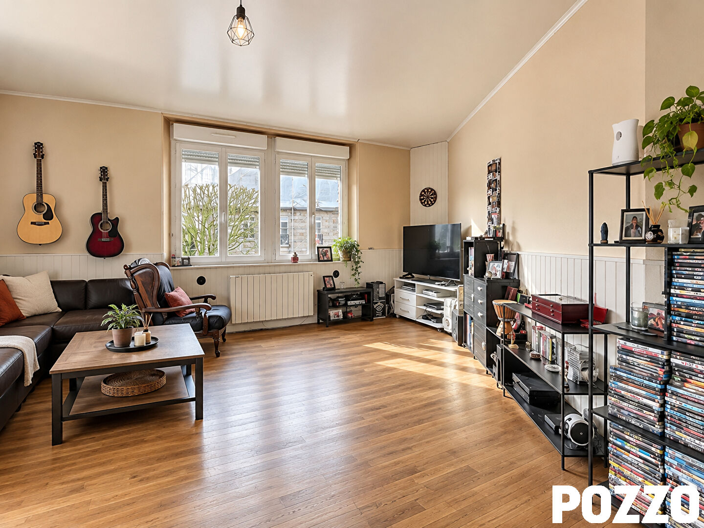 Agence immobilière de 
 Agence Pozzo-immobilier - Pozzo immobilier St Hilaire du Harcouët 
