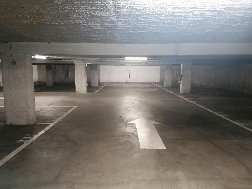 Photo PARKING SOUS-SOL COMPIEGNE - image 3/3
